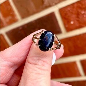Goldstone Oval Gemstone Ring in Silvertone Size 9.5